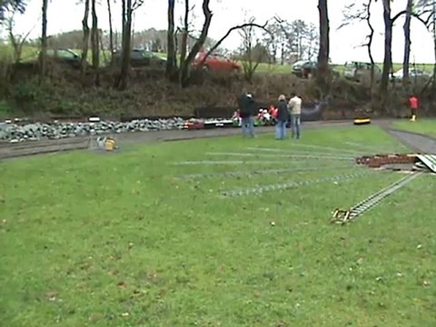 Fünf Zoll Publikumszug im Hauptbahnhof des Huserlandes