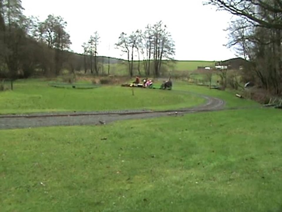 Publikumszug im unteren Teil des Huserlandes 02