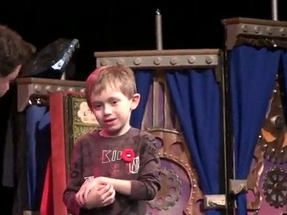 Amazing human juggling trick