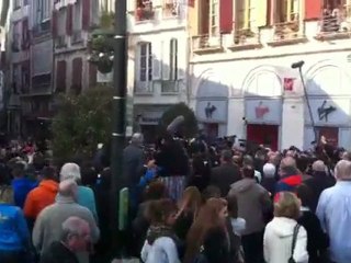 Nicolas Sarkozy conspué à son arrivée à Bayonne