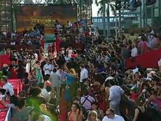 Alfombra roja David Zepeda con Andrea Legarreta