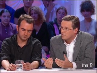 N. DUPONT AIGNAN TENTATIVE DE PUTSCH A L'UMP EN 2002 TOUT LE MONDE EN PARLE