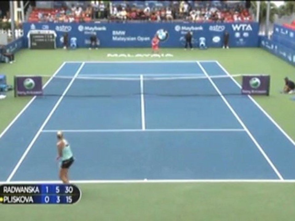 Radwanska gewinnt doppelt
