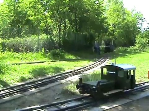 Köf und T3 fahren in den Bhf Statpark Leverkusen ein