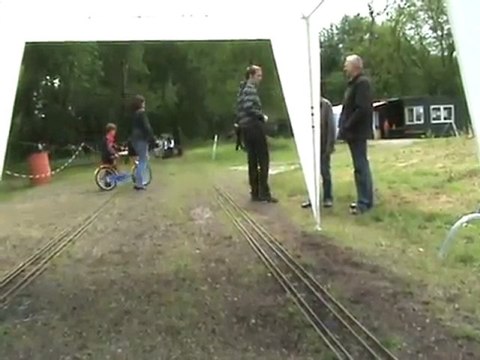 Baureihe U verläßt Bhf DBC Sprockhoevel mit Publikumszug