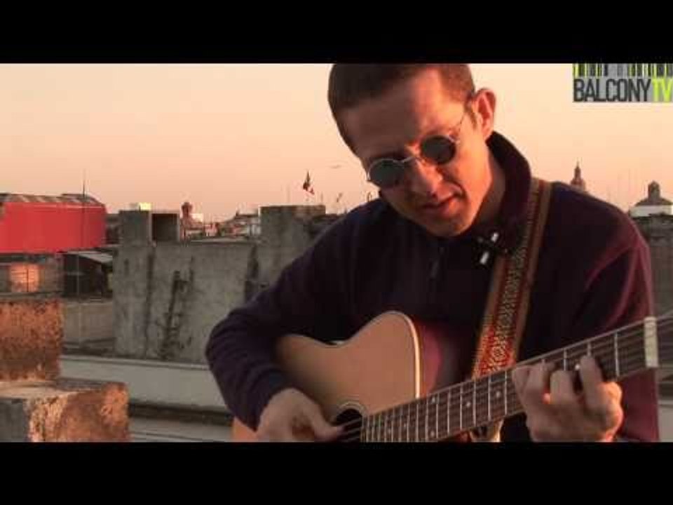MAURICIO DÍAZ "HUESO" - EMPACANDO PARA EL FUTURO (BalconyTV)