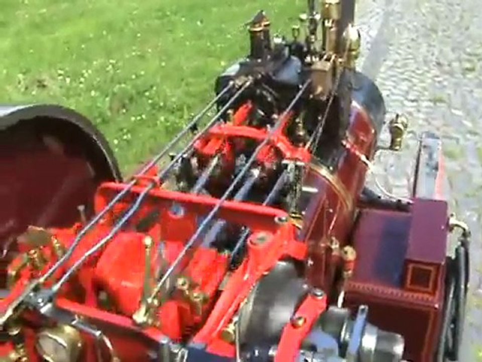 Foden Dampflaster Fowler Lokomobile auf dem Dampftreffen in Lindlar