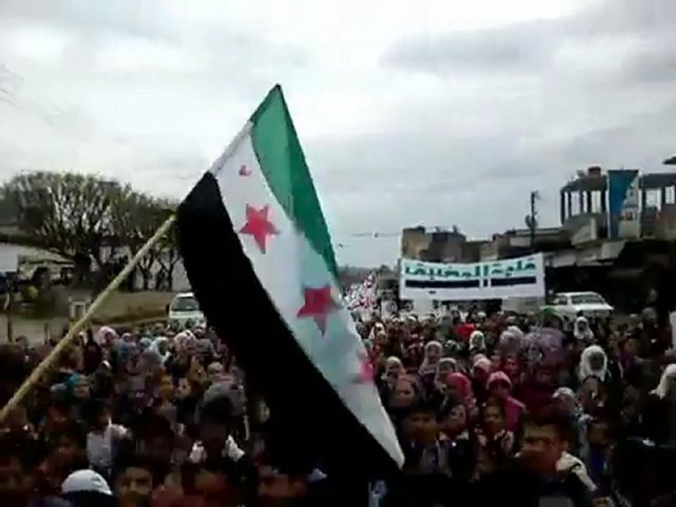 فري برس  حماه المحتلة مظاهرة طلابية بقلعة المضيق تنادي باسقاط النظام 1 3 2012