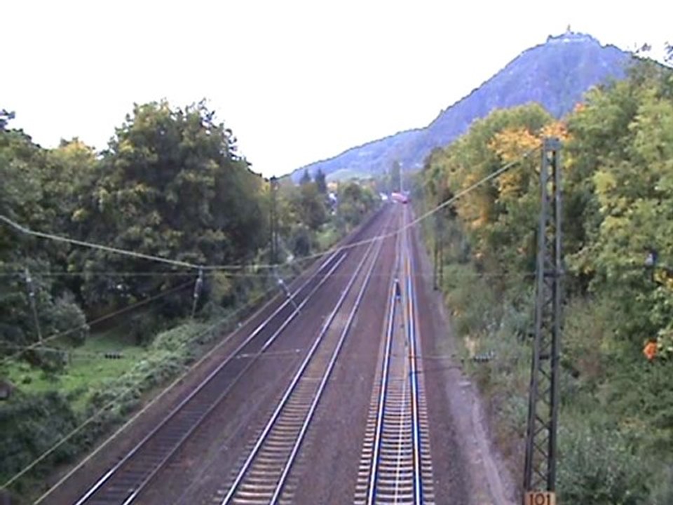 BR 425 hält im Bhf Rhöndorf (Bad Honnef)