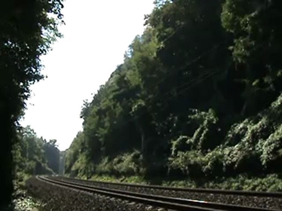 BR 101 mit Personenzug nach Bonn bei Rolandswerth