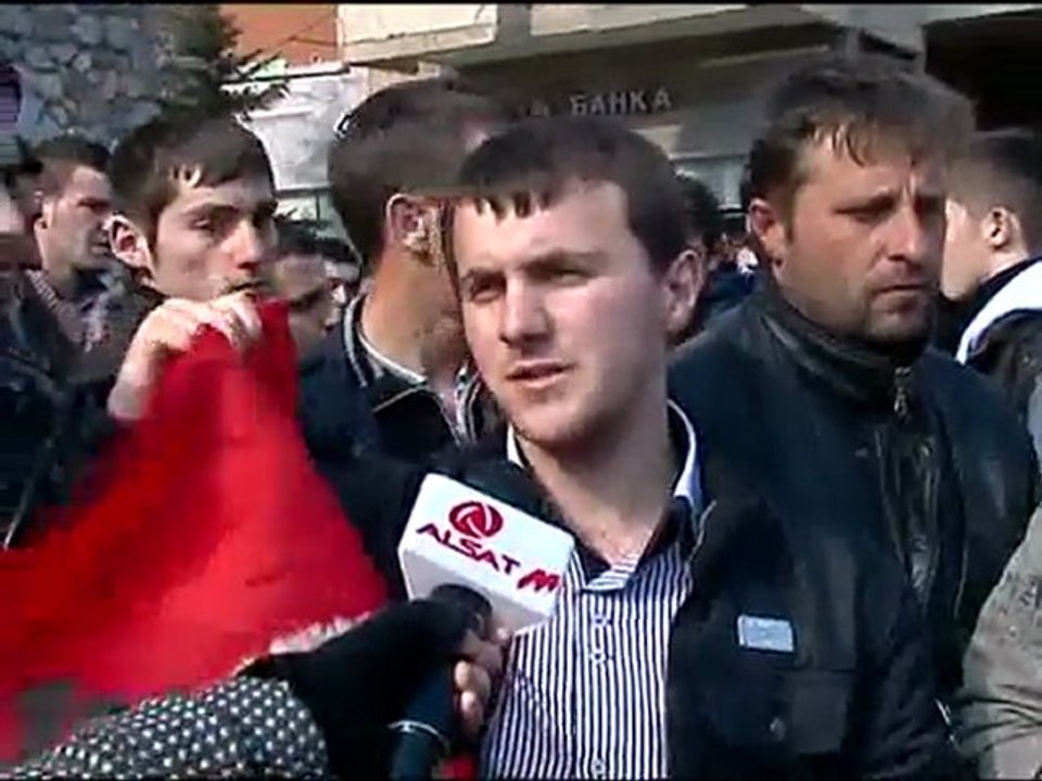 Protestuesit në Shkup kërkuan dorëheqjen e Jankullovskës dhe Kotevskit
