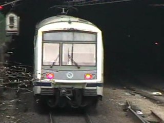MI2N : A l'approche de la gare de Vincennes sur la ligne A du RER