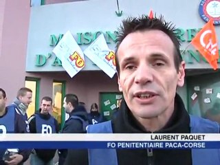 La prison de Luynes bloquée par les syndicats