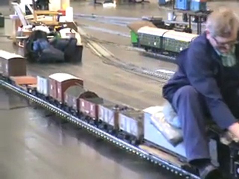 Livesteam Meeting Cologne 2008 A British steamloco is leaving the five gauge marshalling yard