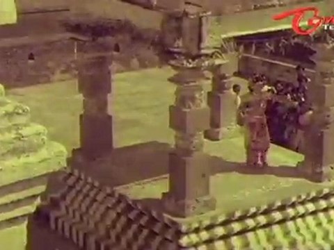 Ananda Bhairavi Songs - Koluvaitiva - Rajesh - Malavika