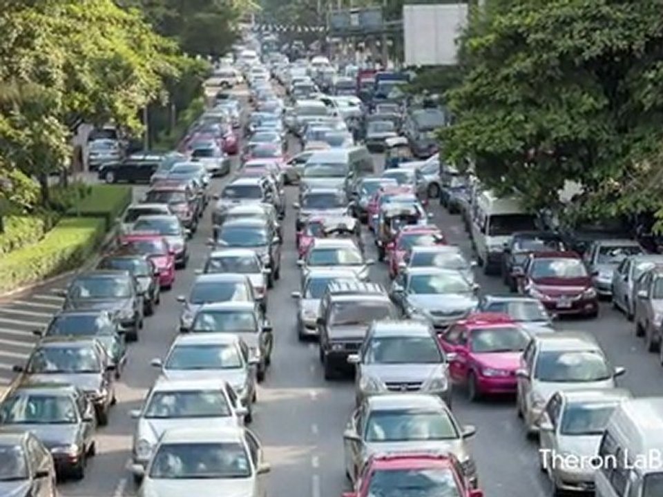 Red License Plates Mean Robot Cars Are On the Road
