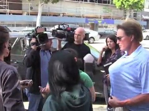 Scott Disick's Car Breaks Down in Beverly Hills