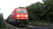 BR185 mit gemischtem Güterzug bei Rheinbreitbach nach Süden