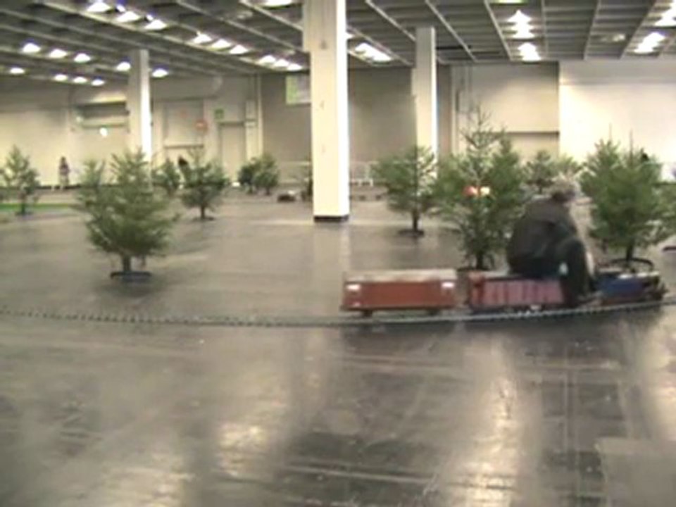 Echtdampfhallentreffen EDHT Köln 2008 Simplex Köf BR96 G8 Kleinlok und E69 passieren die Kamera