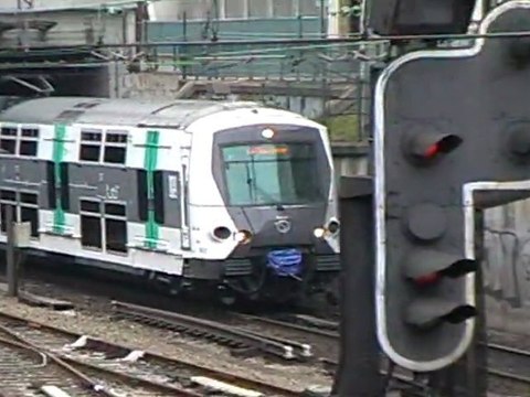 MI09 : Proche de la gare de Vincennes sur la ligne A du RER