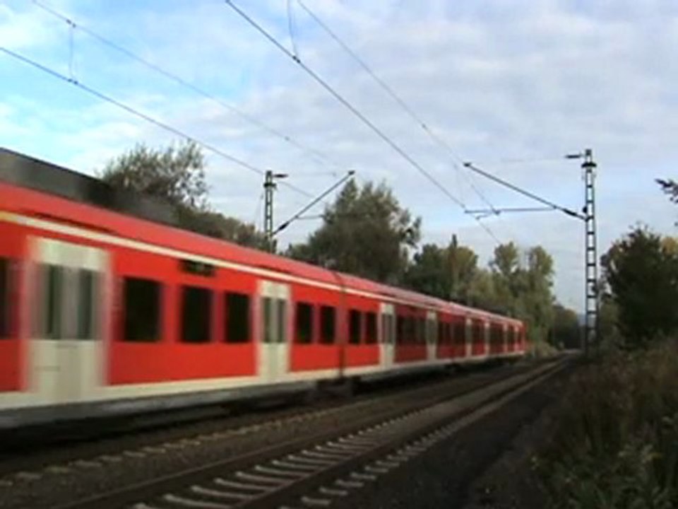 BR425 von Bad Honnef nach Linz am Rhein bei Rheinbreitbach