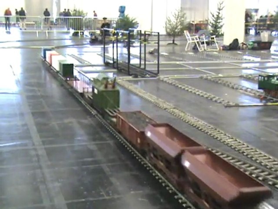 Livesteam Meeting Cologne 2008 A lot of German and British locos are driving by