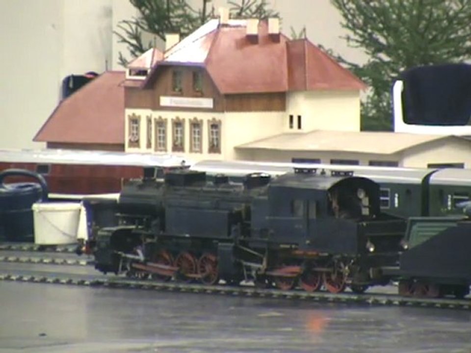 Echtdampfhallentreffen in Köln 2008 Viele viele Loks   und einige sogar ohne Lokführer