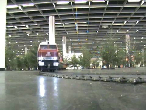 Echtdampfhallentreffen EDHT Köln BR01 und V320 auf fünf Zoll Spur