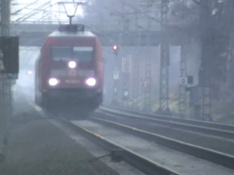 BR101 mit Personenzug von Köln nach Bonn bei Bornheim