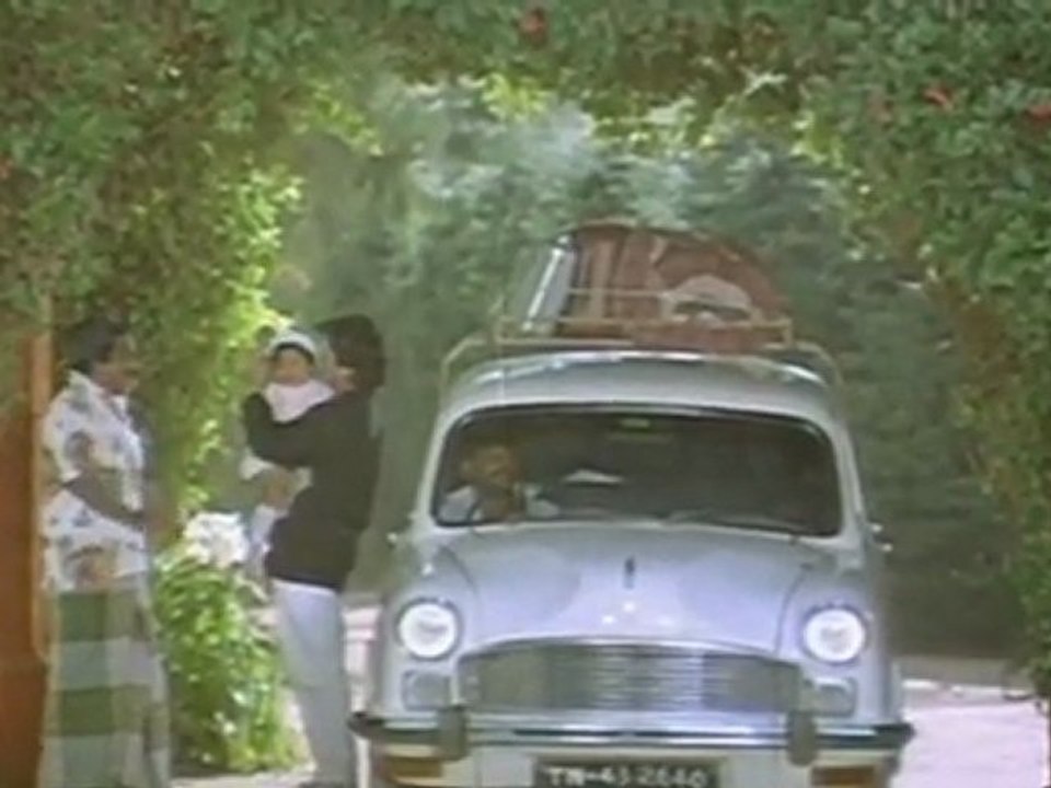 Chinna Kannamma - Karthik Gets Transfer To Ooty
