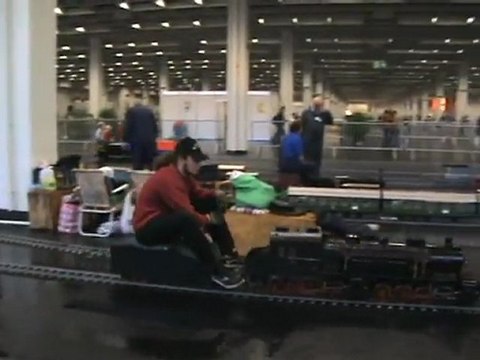 Echtdampfhallentreffen Köln 2008 B-Kuppler mit Loren und BR96 fahren auf fünf und siebeneinviertel Zoll Spur