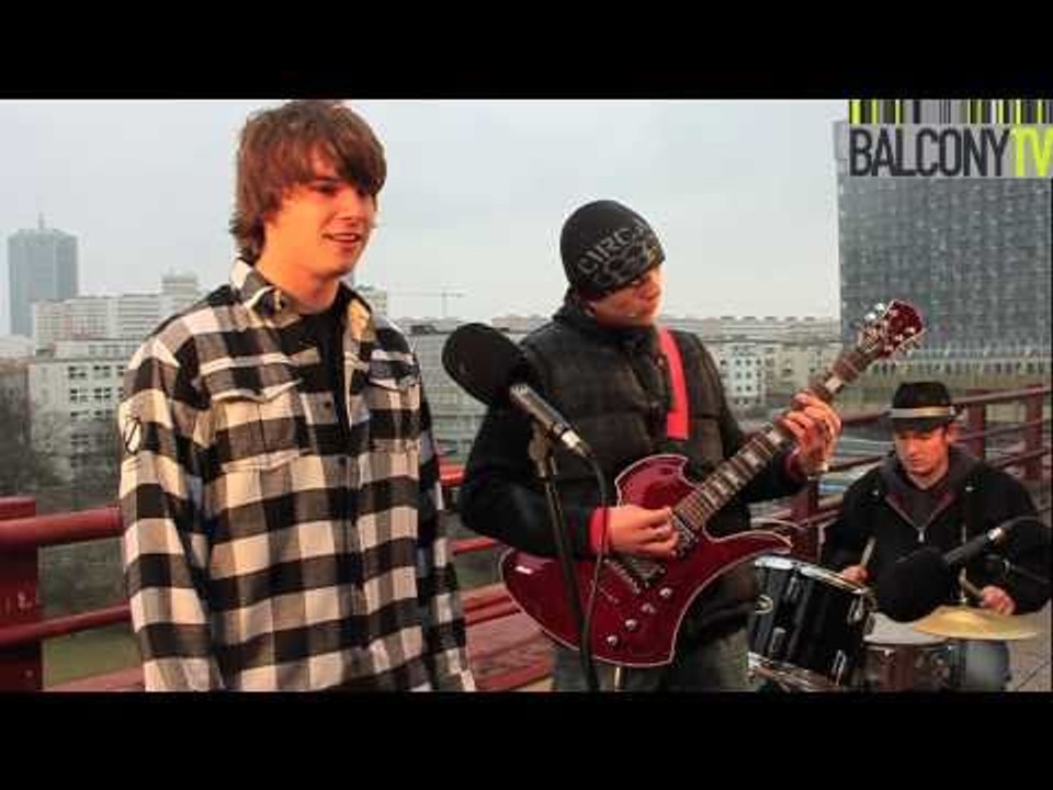POOR SOUND FACTORY (BalconyTV)