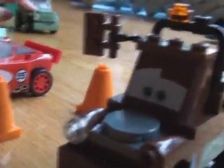 Pixar Cars 2,  V8 Cafe Lego Set ...COOL !!