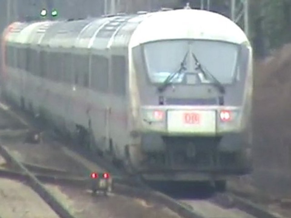 BR101 mit IC beim Bhf Brohl nach Koblenz