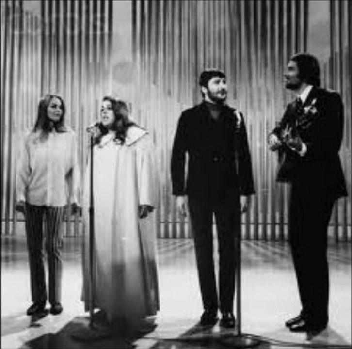 Mama's And The Papa's - I Call Your Name