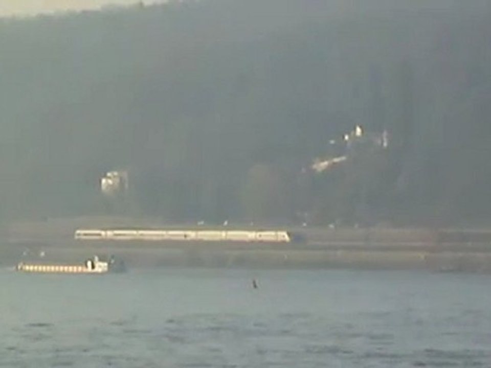 ICE-T kurz  vor Remagen Richtung Koblenz