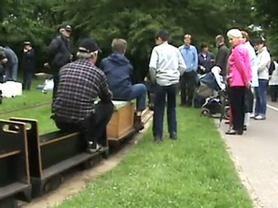 Foden Dampflastwagen und Bahnhofsbetrieb bei der Dampfbahn Leverkusen
