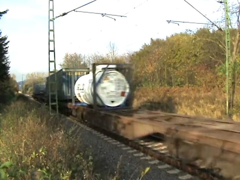 BR152 bei Rheinbreitbach mit Intermodal Güterzug Richtung Koblenz
