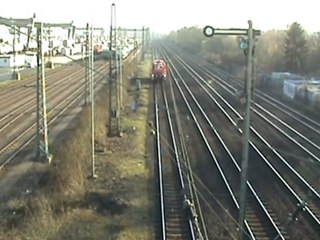 Télécharger la video: BR644 Talent und BR294 beim Umschlagbahnhof Köln Eifeltor