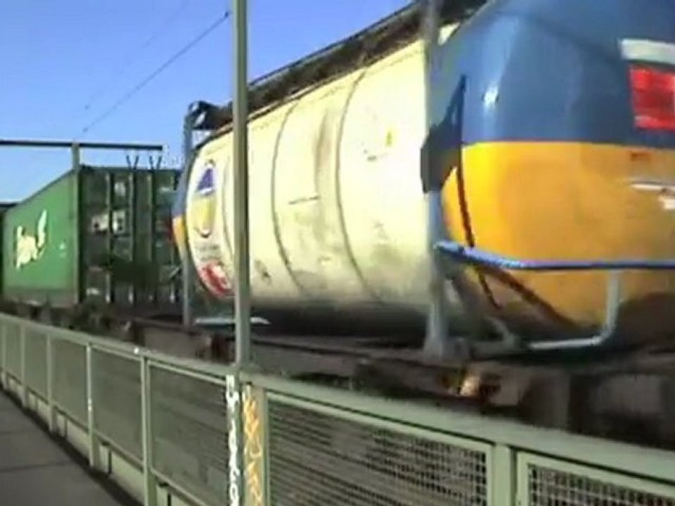 BR140 Doppeltraktion, BR151, BR189, BR294, R4C BR185 auf Südbrücke Köln