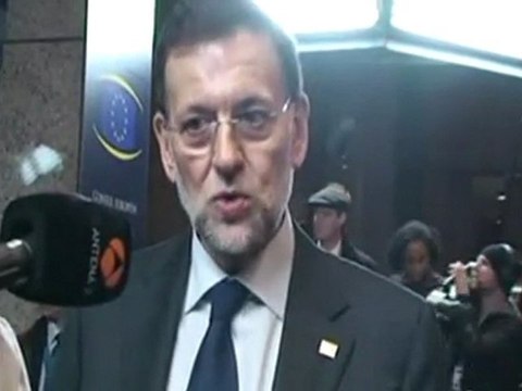 Rajoy advierte de que con protestas violentas en la calle no se logra nada