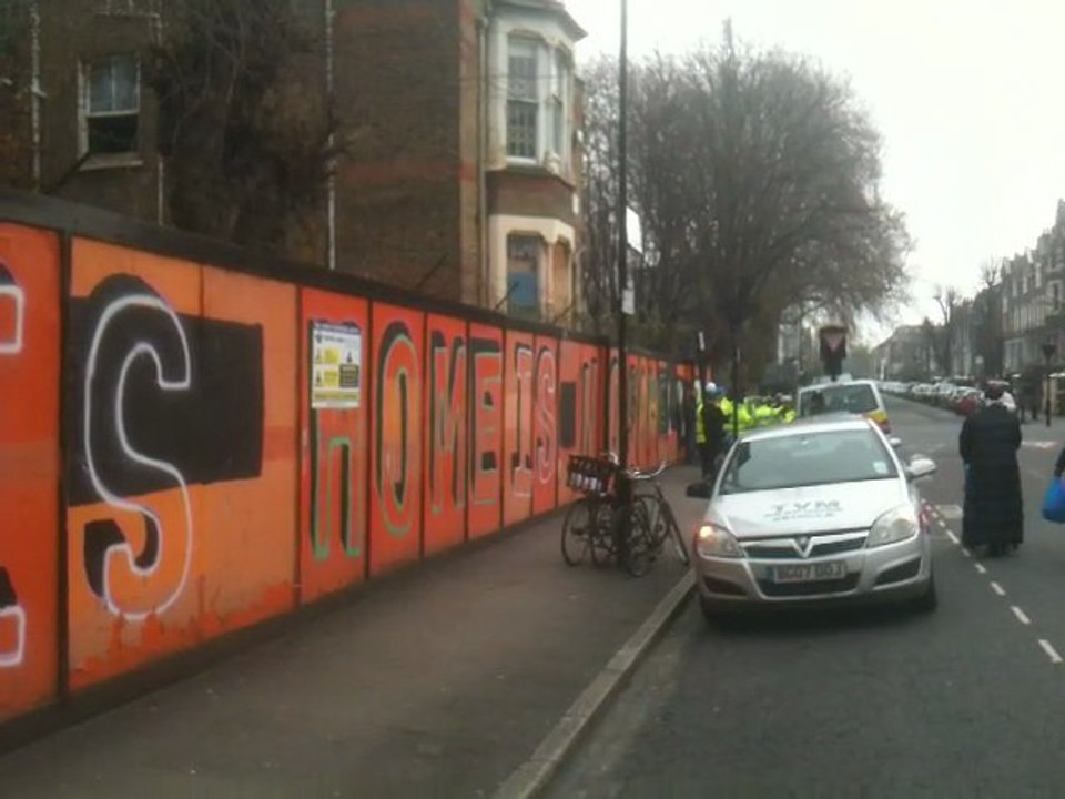 "Keep Hackney Crap!" Stop evicting our neighbours