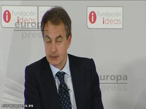 Zapatero pide a progresistas no salir del campo de juego