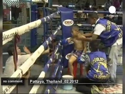 Boxe thaï, un jeu d'enfant - no comment