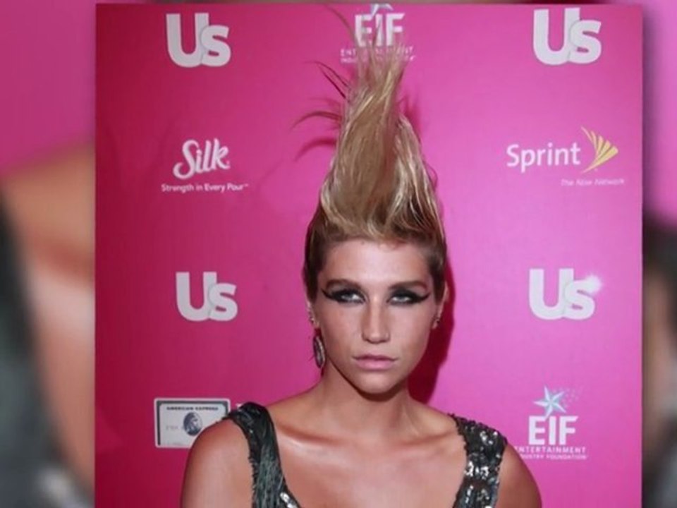 Snyv - kesha's neuer look: spikes