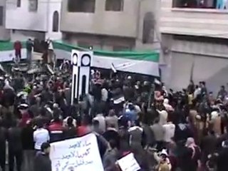 Скачать видео: فري برس حمص باب الدريب  حي عمر جمعة تسليح الجيش الحر 2 3 2012