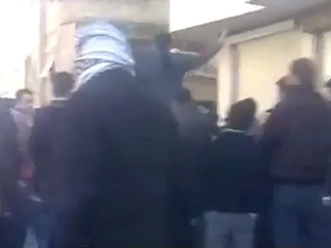 فري برس ريف دمشق عربين جمعة تسليح الجيش الحر مظاهرة جامع السلام 2 3 2012 ج1