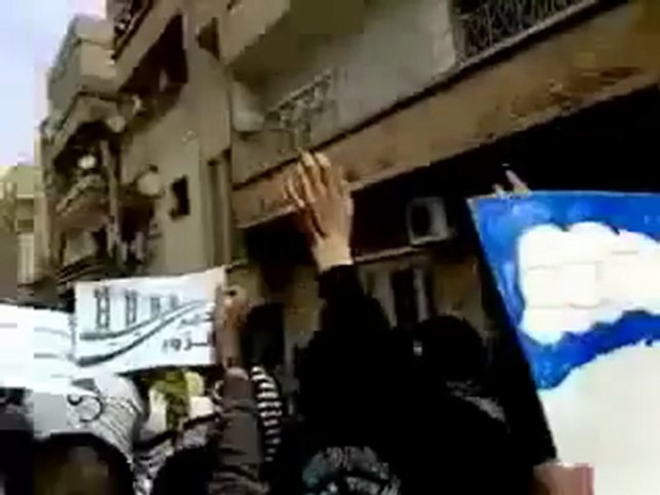 فري برس  ديرالزور  حي الحميدية جمعة تسليح الجيش الحر 2 3 2012