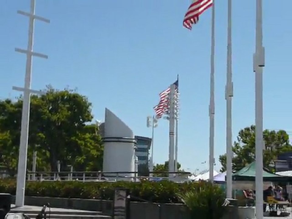 J. LONDON SQUARE, OAK 004