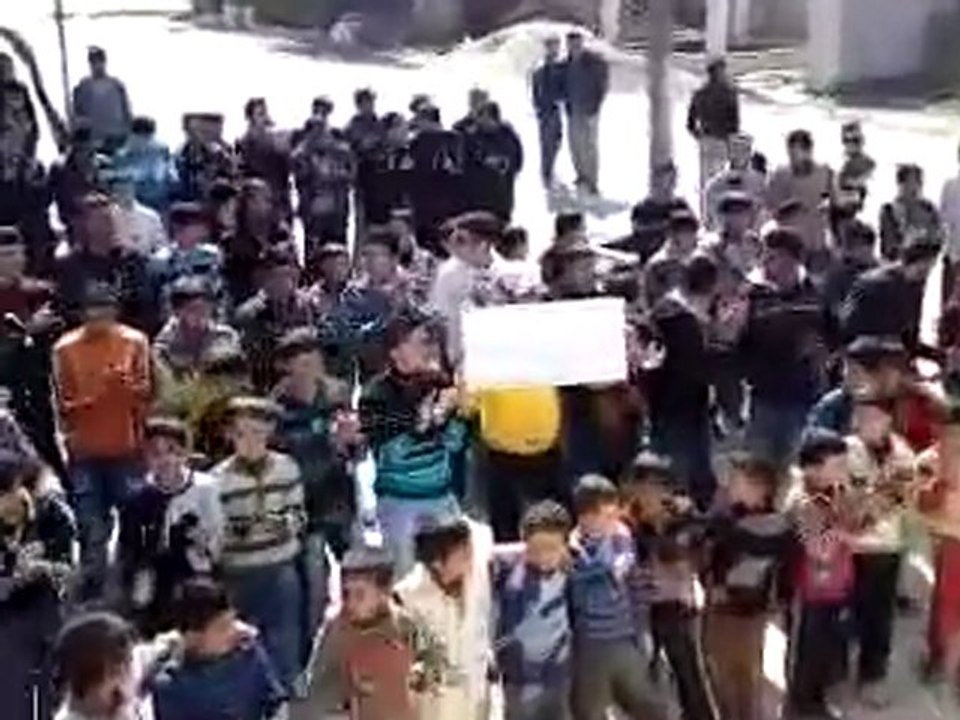 فري برس ريف حماه المحتل قرية الكريم بسهل الغاب جمعة تسليح الجيش الحر2 3 2012